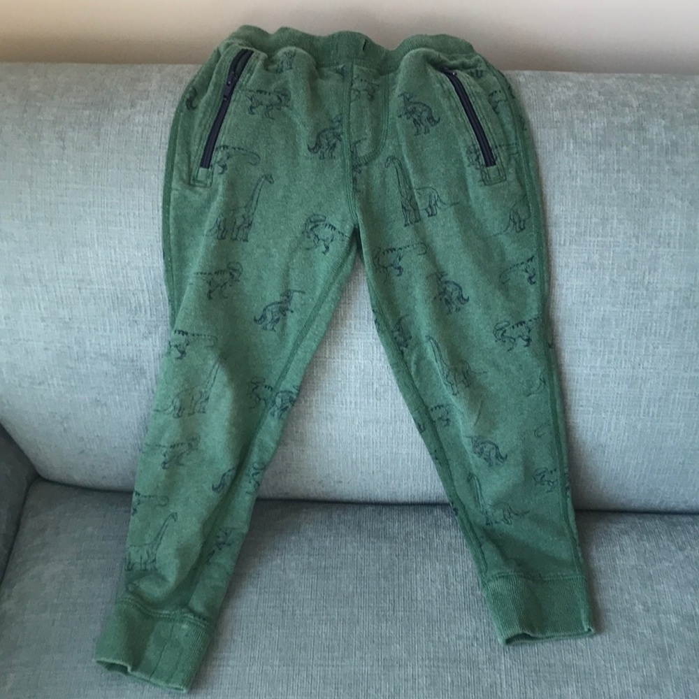 EUC Hanna Andersson size 120 Dino joggers